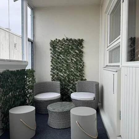 Efficient Two-room In Matinkylae, شقة إسبو